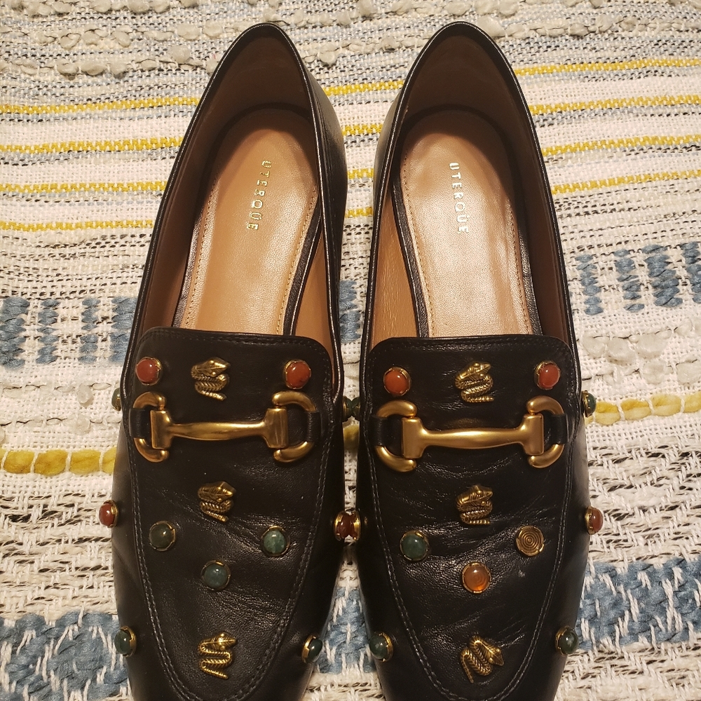 Yterque Loafers with Stones